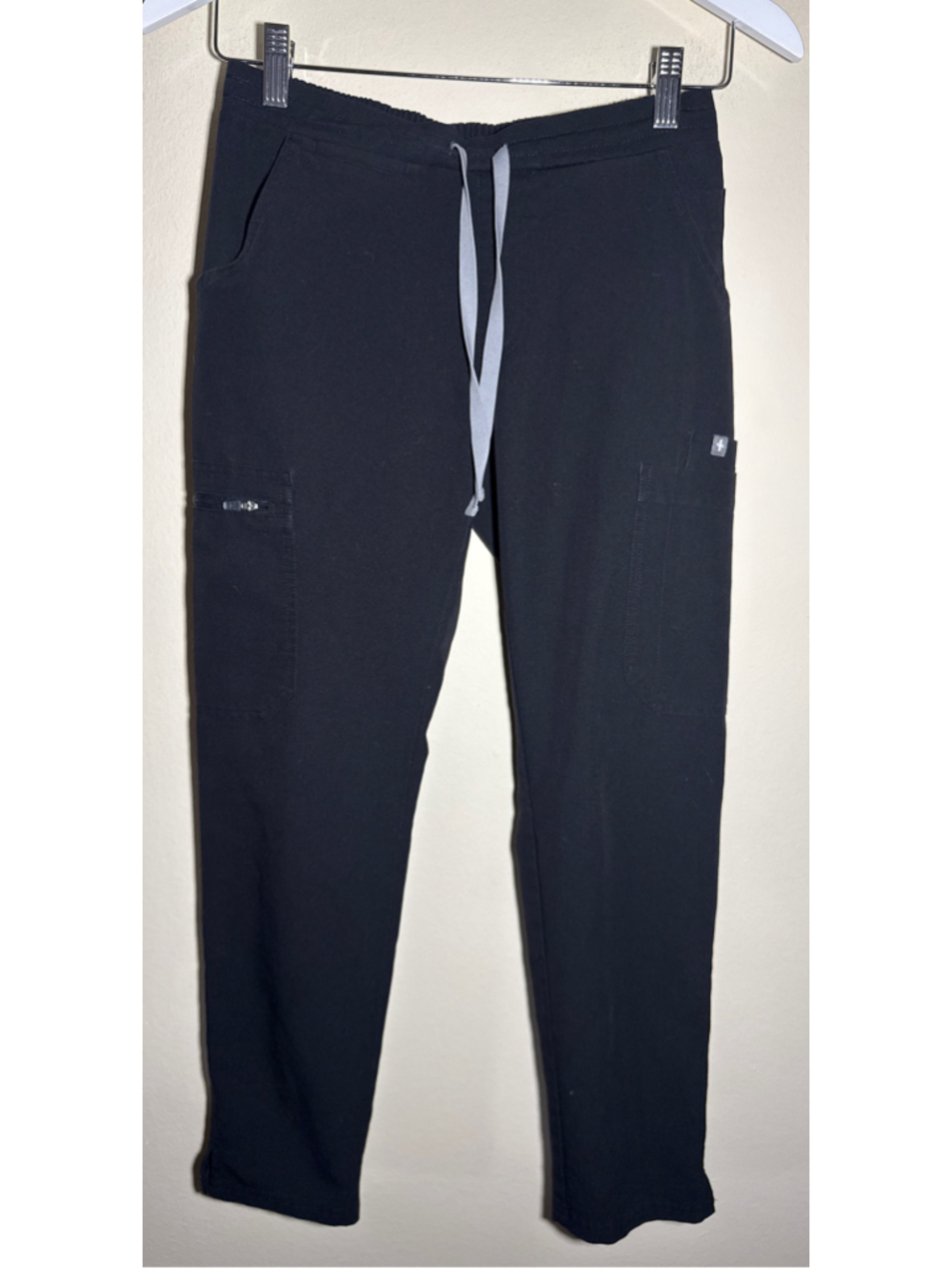 FIGS Technical Collection Jogger Scrub Pants XXS/P Black Grey